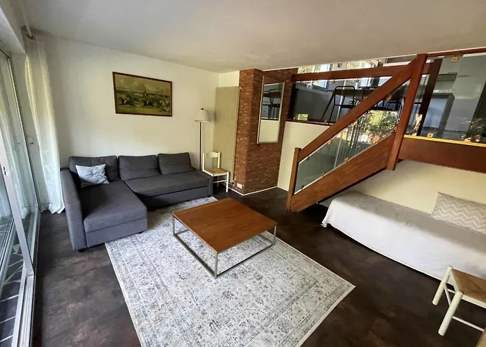 Cosy 5 Minutes From דירה *